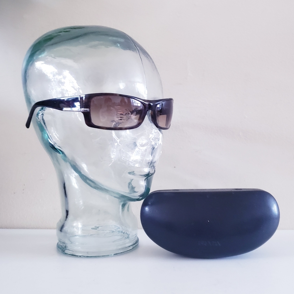 Vintage PRADA Tortoise Sunglasses W/Hard Case -  SPR 08G 63□16 2AU 2Z1 125
